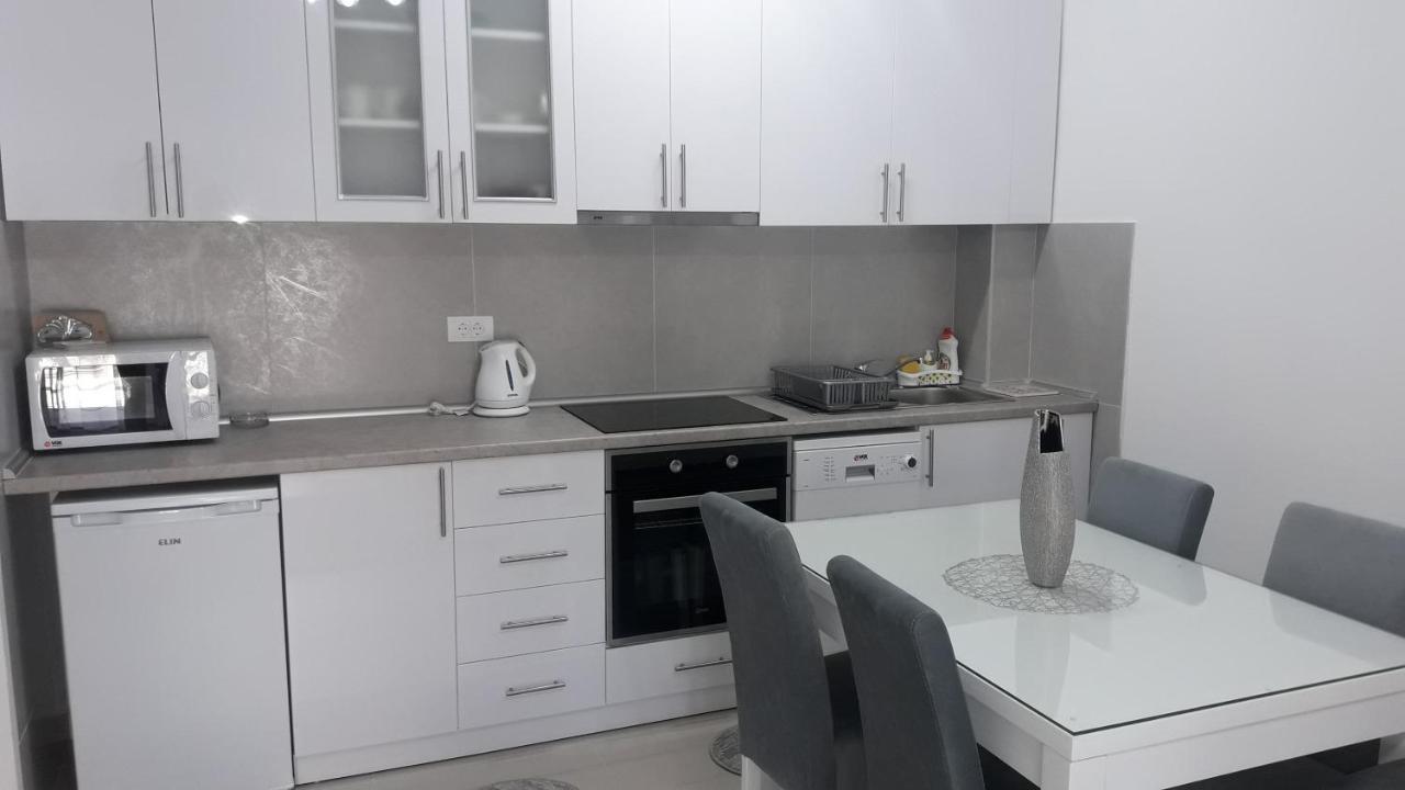 Renome Apartmani Banja Koviljača Екстериор снимка