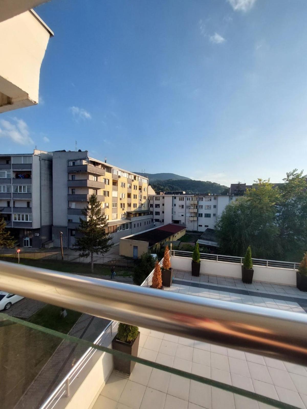 Renome Apartmani Banja Koviljača Стая снимка