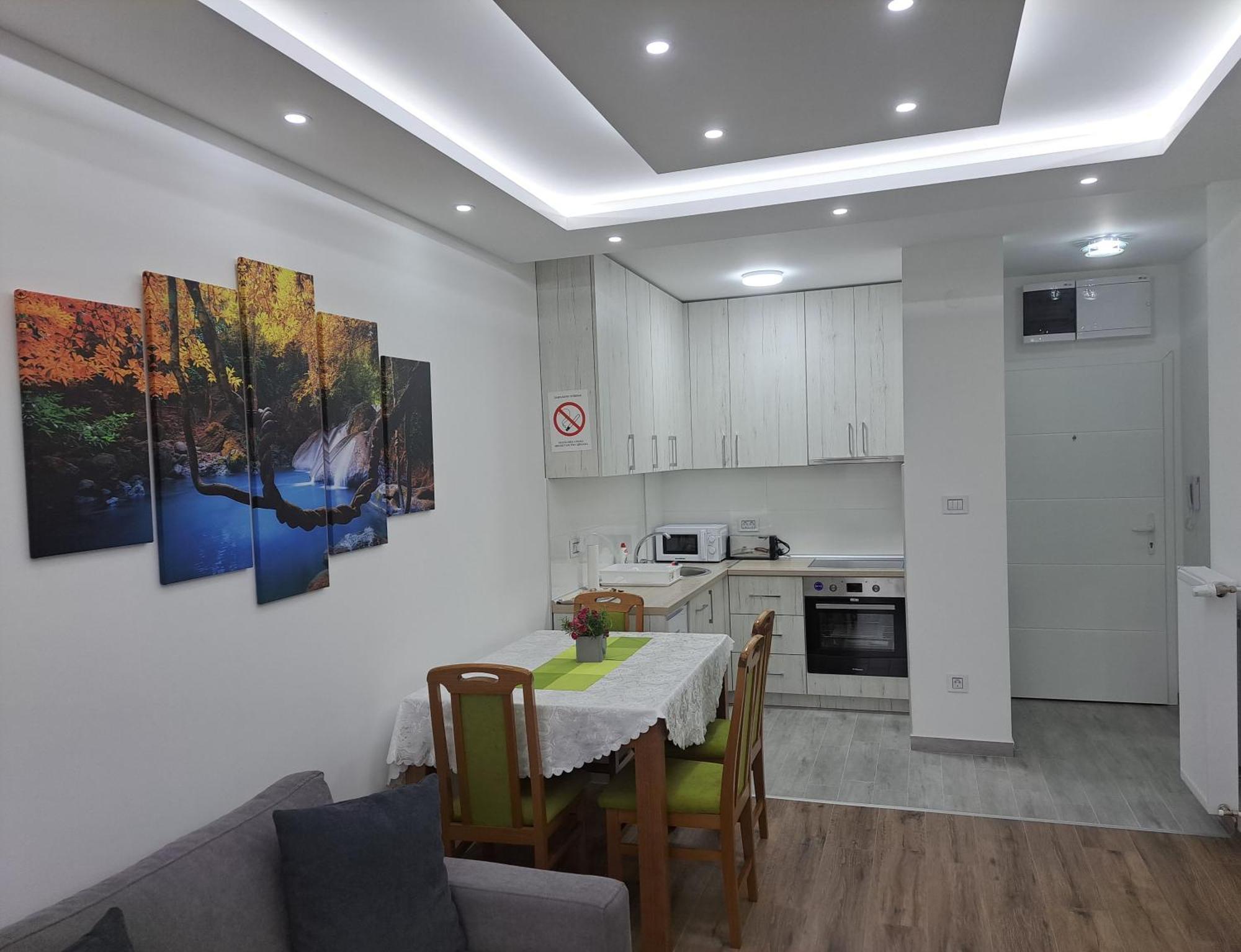 Renome Apartmani Banja Koviljača Екстериор снимка