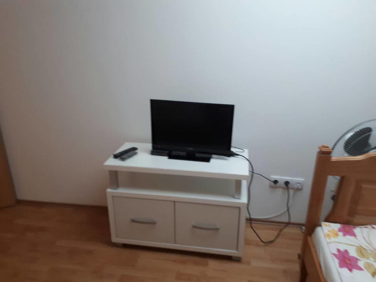 Renome Apartmani Banja Koviljača Екстериор снимка
